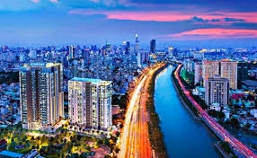 GDP Việt Nam có thể tăng thêm khoảng 1,1% hàng năm nếu chuyển đổi số thành công.