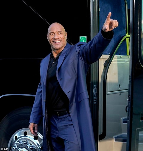 The Rock cho biết có ý định tranh cử tổng thống Mỹ trong tương lai.