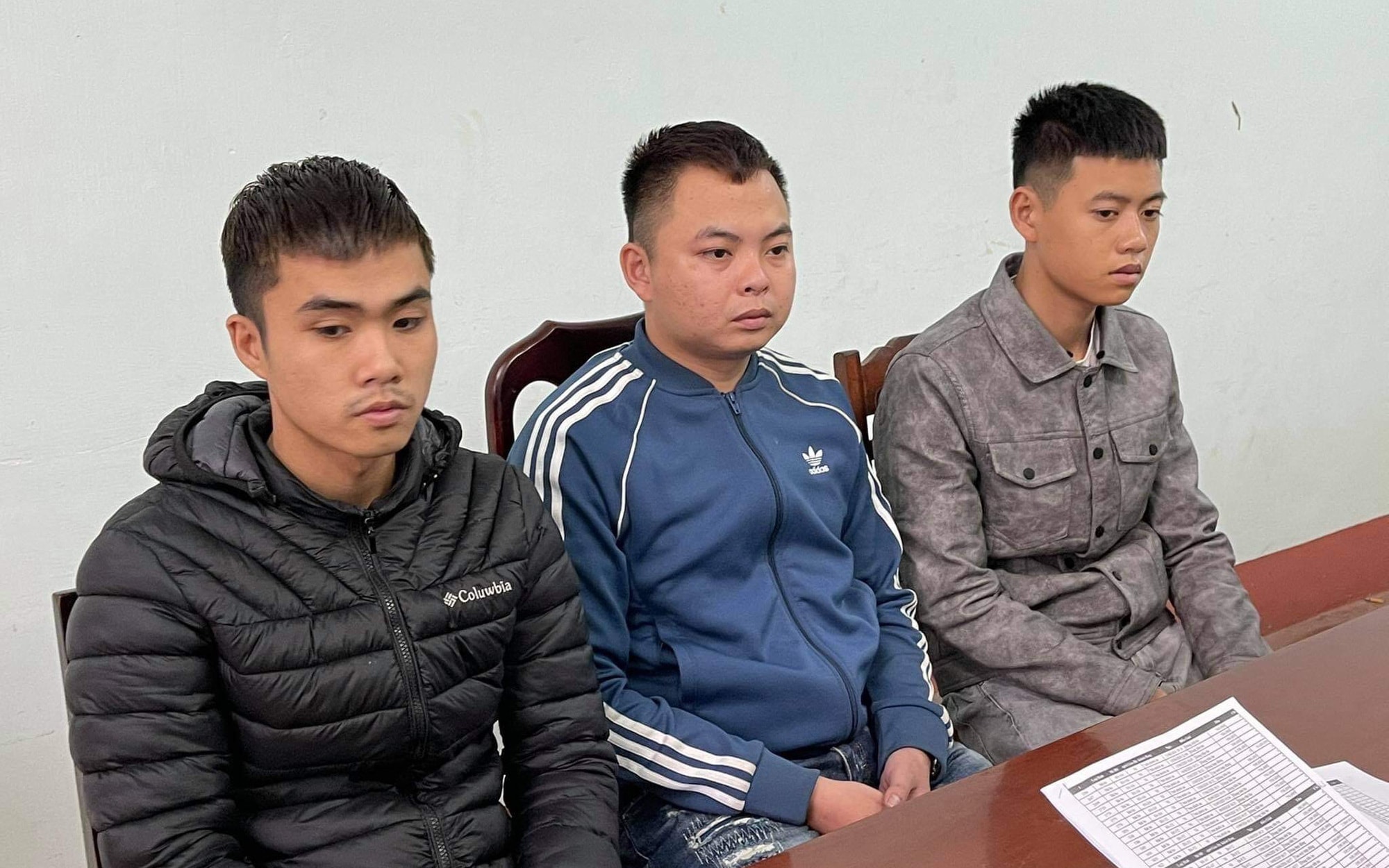 Các đối tượng trong đường dây cho vay nặng lãi bị bắt giữ. Ảnh: danviet.vn