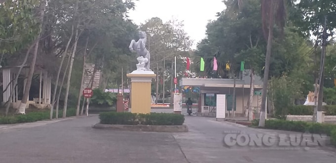 Cổng vào trại phong Quy Hoà - nơi thi sĩ chữa bệnh những năm cuối đời. Ảnh: Thái Sơn.