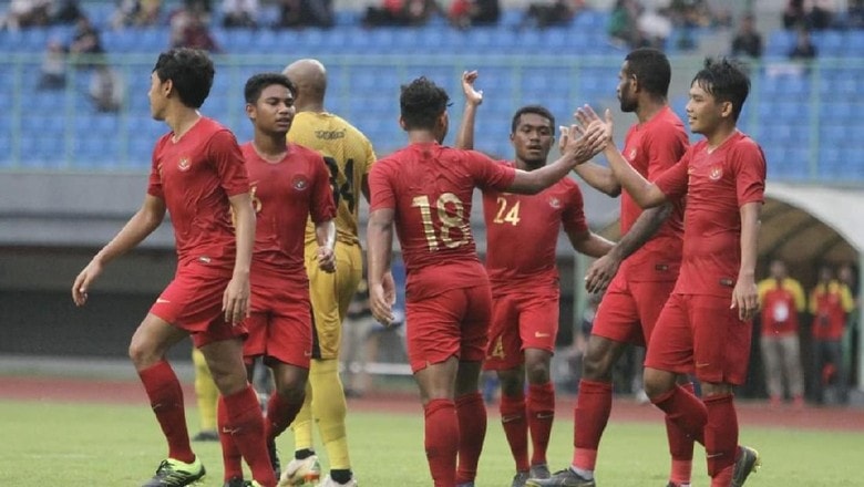 Đội tuyển U22 Indonesia bị cấm đá giao hữu vì thể lực yếu. Ảnh: internet