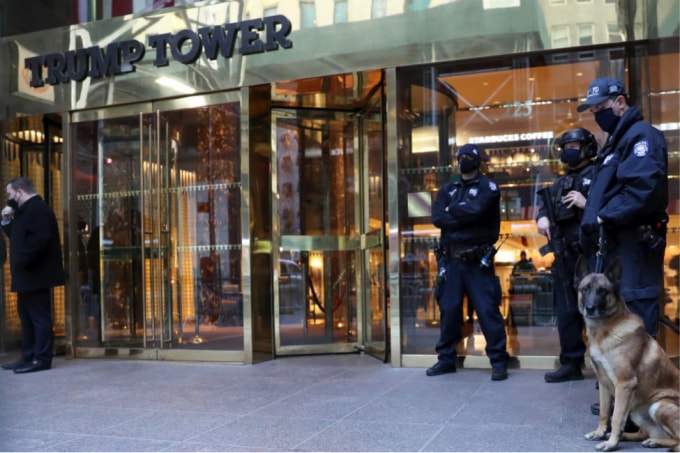 Tòa tháp Trump (Trump Tower) tại quận Manhattan, thành phố New York, Mỹ. Ảnh: Reuters.