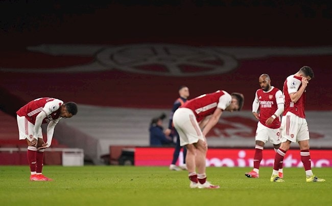 Nicolas Pepe chỉ ra vấn đề khiến Arsenal thua đau Man City. Ảnh: internet