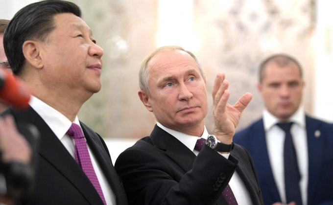Tổng thống Nga Vladimir Putin và Chủ tịch Trung Quốc Tập Cận Bình trong một cuộc gặp thượng đỉnh - Ảnh: Kremlin.ru