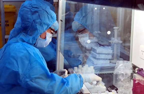 Việt Nam phát hiện biến thể mới của virus SARS-CoV-2. Ảnh: TL