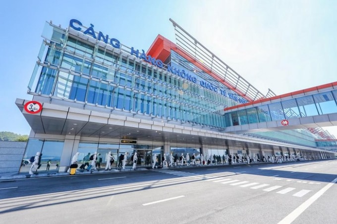 Cảng HKQT Vân Đồn trong những chuyến bay giải cứu.