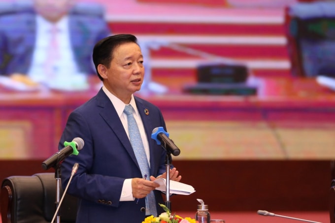 Bộ trưởng Bộ Tài nguyên & Môi trường Trần Hồng Hà nhấn mạnh về Luật Đất đai và sửa đổi Luật Đất đai.