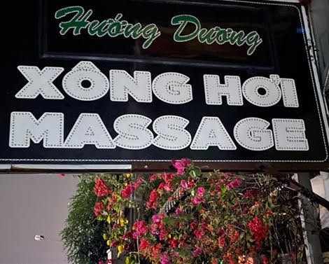 Kiểm tra cơ sở massage tại Đồng Nai phát hiện nhân viên nữ thoát y phục vụ khách. Ảnh: tienphong.vn