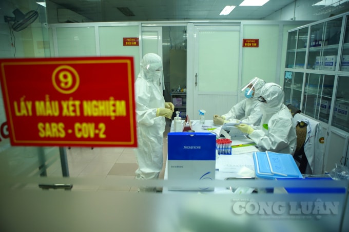 Thử nghiệm giai đoạn 2 với mục tiêu đánh giá tính an toàn của vaccine trên số lượng mẫu lớn hơn và đánh giá tính sinh miễn dịch, hiệu quả bảo vệ của vaccine để tối ưu hoá liều trước khi chuyển sang giai đoạn 3.