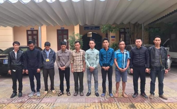 Các đối tượng sát phạt nhau trên chiếu bạc