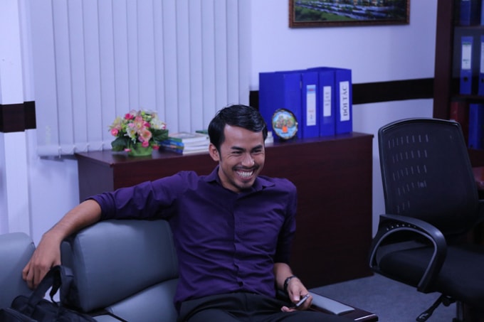 Nam diễn viên qua đời vì ung thư khiến đoàn phim phải thay đổi kịch bản để giữ hình ảnh của anh.
