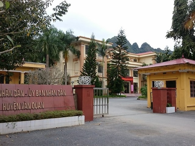 Trụ sở UBND huyện Văn Quan