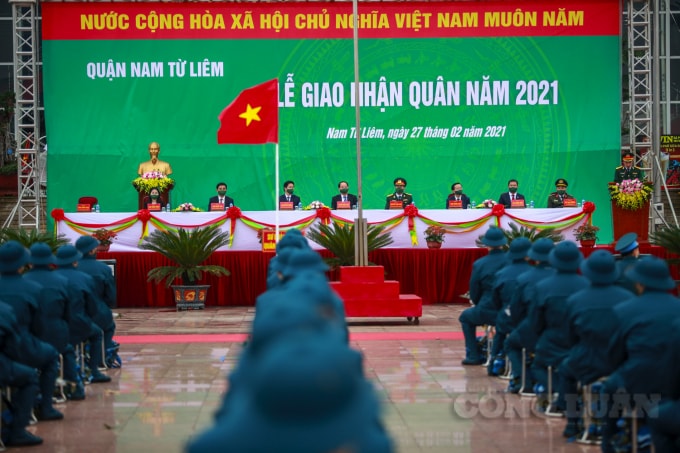 Ghi nhận tại lễ bàn giao quân vào sáng nay 27/2 tại quận Nam Từ Liêm (Hà Nội) được diễn ra tại SVĐ Quốc gia Mỹ Đình.