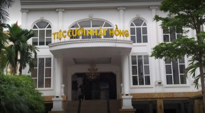 Theo ghi nhận số 281 phố Tôn Đức Thắng, phường Hàng Bột, quận Đống Đa, Hà Nội hiện nay là một trung tâm tiệc cưới.