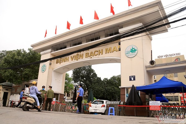 Bệnh viện Bạch Mai sẽ áp dụng giá khám, chữa bệnh theo yêu cầu mới từ 1/4 tới. Ảnh: vietnamnet.vn
