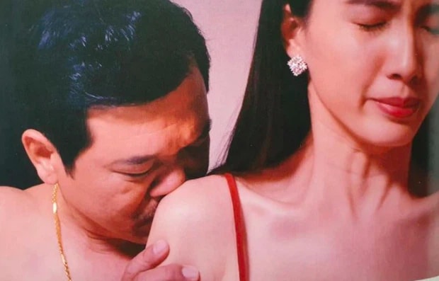 Phim không thiếu những phân cảnh phản cảm, dùng chuyện “gái ngành” dung tục và những góc máy không mang dụng ý nghệ thuật nào.