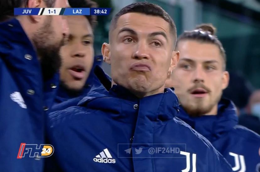 Siêu sao Ronaldo bĩu môi khi đồng đội lập công. Ảnh: internet