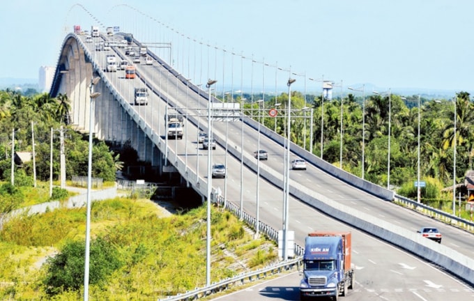 Đầu tư xây dựng các công trình giao thông trọng điểm mang tính liên kết vùng để thúc đẩy phát triển kinh tế xã hội khu vực Đông Nam Bộ. Ảnh minh họa