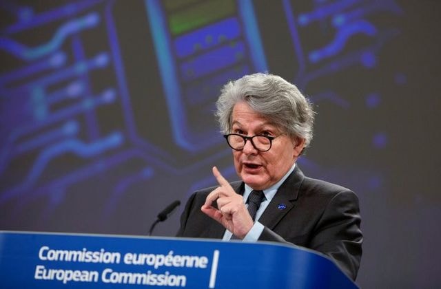 Ủy viên ngành công nghiệp của EU, ông Thierry Breton. Ảnh: Reuters
