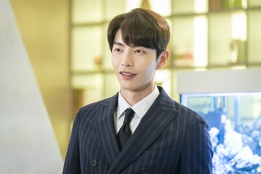 Cáo buộc hiếp dâm là bê bối chấn động nhất của Lee Min Ki khi anh vẫn còn phục vụ trong quân ngũ.