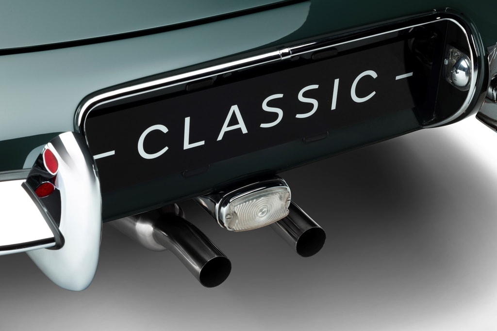 Bộ sưu tập Jaguar E-Type 60 với tổng cộng 12 chiếc E-Type được hồi sinh. Ảnh: Jaguar
