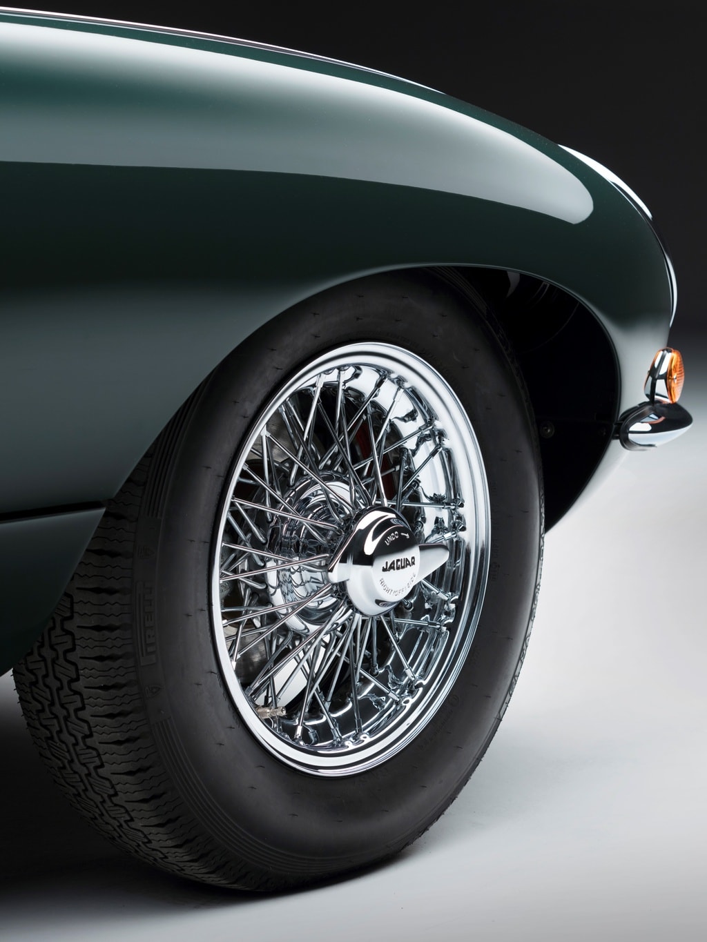 Bộ sưu tập Jaguar E-Type 60 với tổng cộng 12 chiếc E-Type được hồi sinh. Ảnh: Jaguar