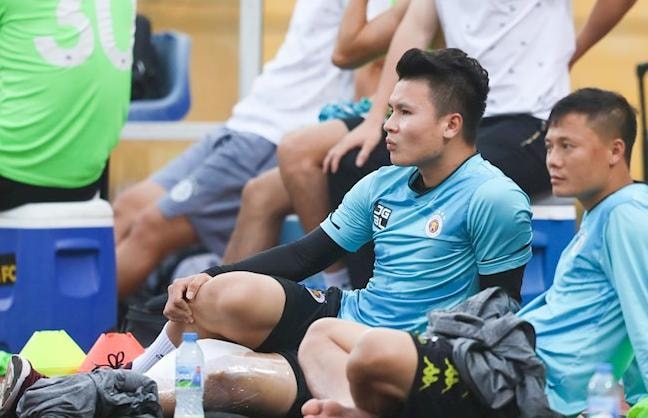 Tiền vệ Quang Hải khó trở lại thi đấu ở vòng 4 V.League sắp tới. Ảnh: internet
