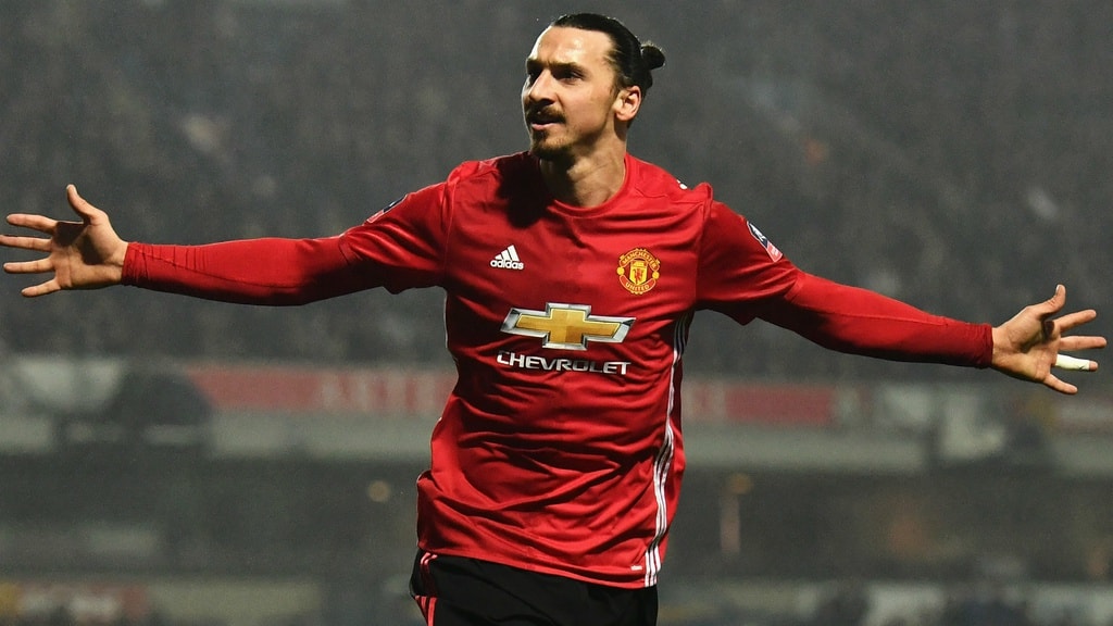Trung phong Zlatan Ibrahimovic