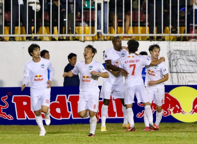 HAGL có cơ hội lên đầu bảng V.League 2021 ngay chiều nay. Ảnh: internet