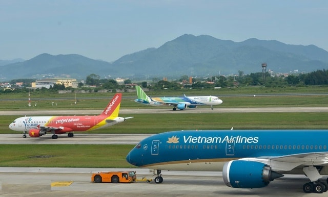 Nhiều khách bay vẫn chưa nắm được các quy định về an toàn hàng không.