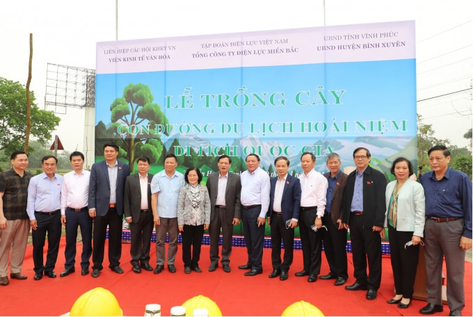 Các đại biểu tham dự Lễ phát động