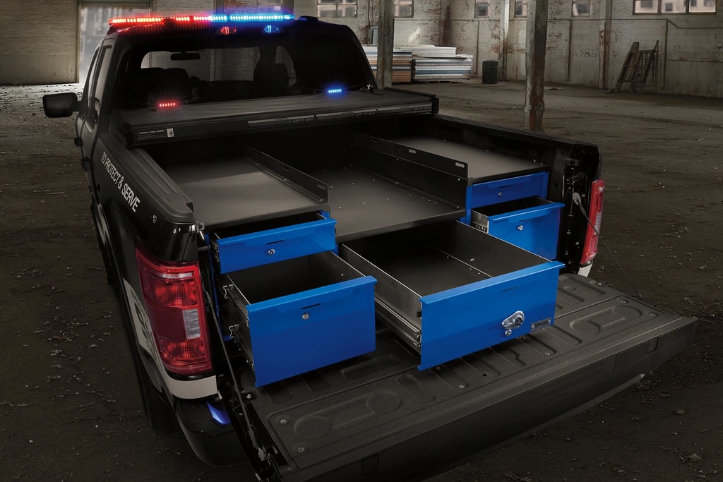 Phiên bản xe cảnh sát Ford F-150 Police Responder 2021 có giá bán khoảng 44.000 USD. Ảnh: Ford