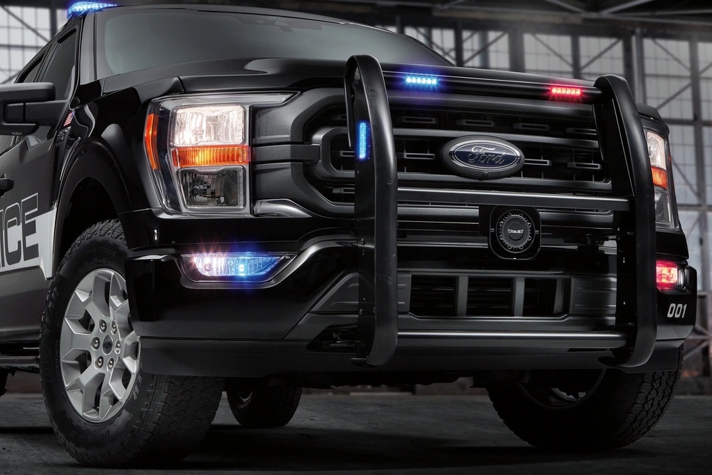 Phiên bản xe cảnh sát Ford F-150 Police Responder 2021 có giá bán khoảng 44.000 USD. Ảnh: Ford