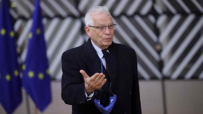 Trưởng ban Chính sách Đối ngoại của Liên minh châu Âu Josep Borrell cho biết khối sẽ áp đặt các biện pháp trừng phạt đối với 11 cá nhân có liên quan đến cuộc đảo chính ở Myanmar - Ảnh: Reuters