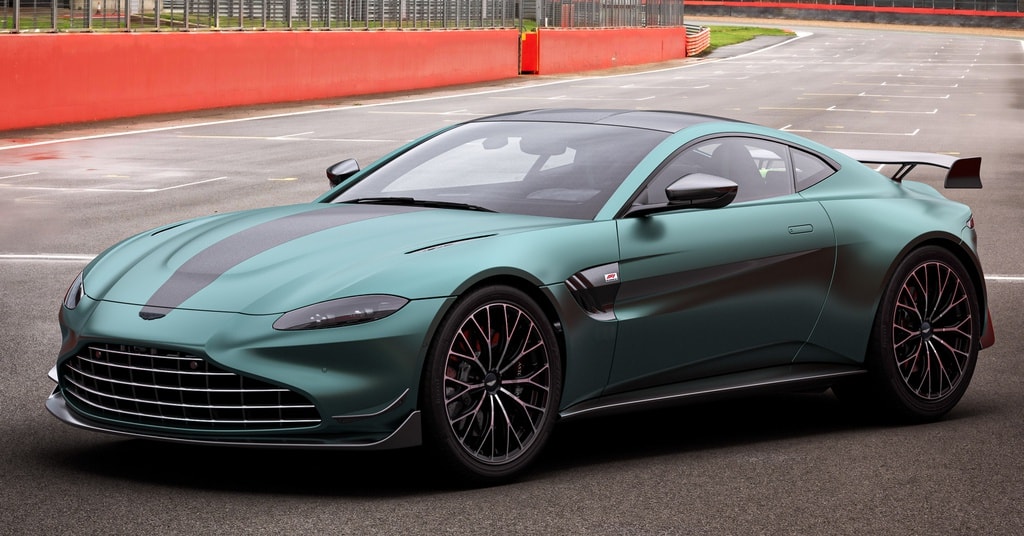 Aston Martin Vantage F1 Edition có giá bán khởi điểm từ 142.000 bảng Anh. Ảnh: Paultan