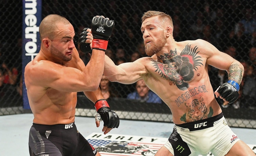 Võ sĩ Conor McGregor hạ đo ván Eddie Alvarez trong trận đấu 5 năm trước. Ảnh: Getty