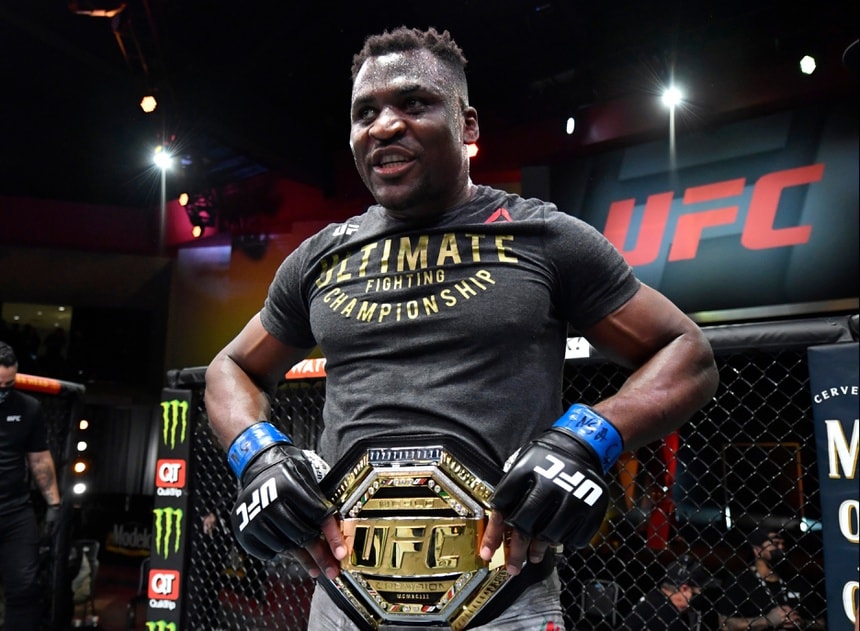 Ngannou đang chờ được so tài với huyền thoại Jon Jones. Ảnh: Getty