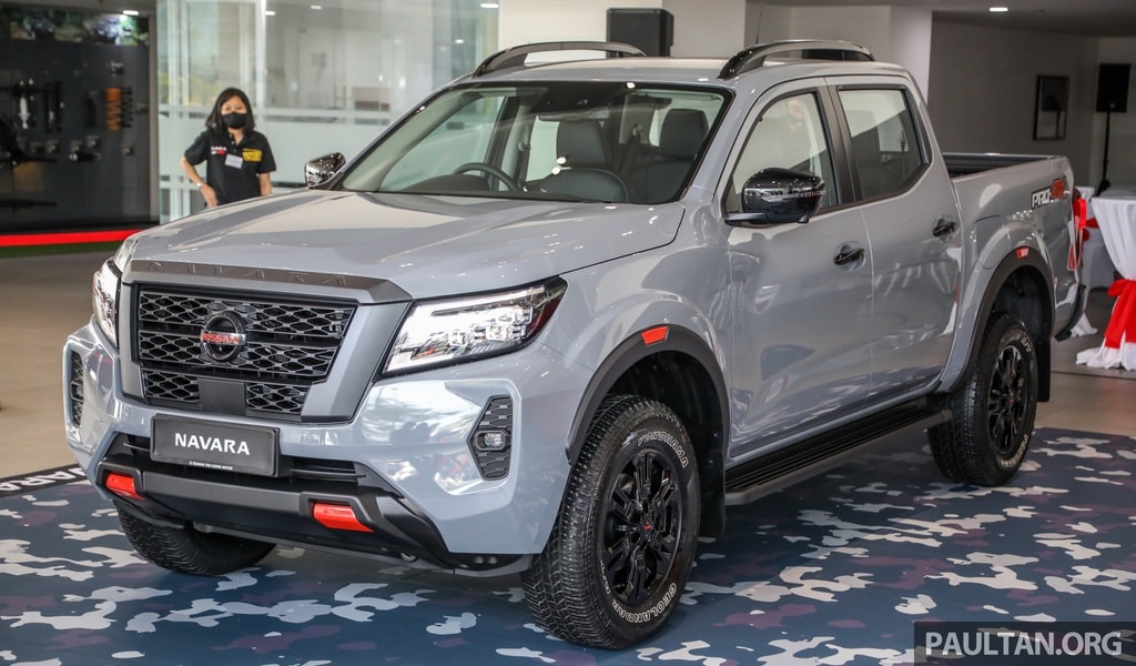 Xe bán tải Nissan Navara PRO-4X. Ảnh: Paultan