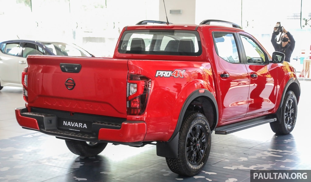 Xe bán tải Nissan Navara PRO-4X. Ảnh: Paultan