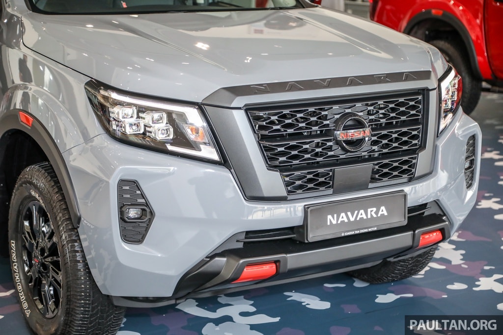 Xe bán tải Nissan Navara PRO-4X. Ảnh: Paultan