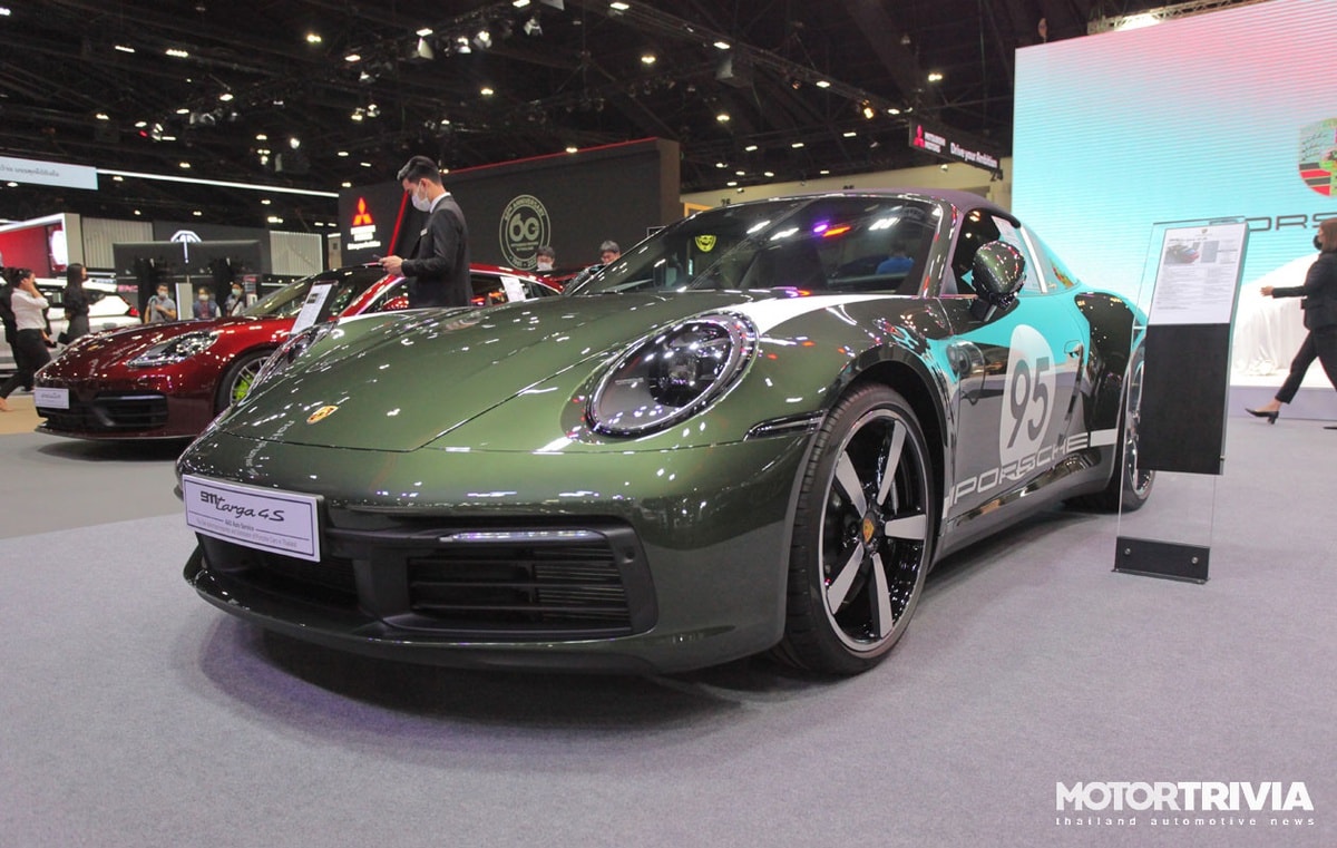 Xe điện Porsche Taycan bản đặc biệt ra mắt tại Triển lãm BIMS 2021. Ảnh: Motortrivia
