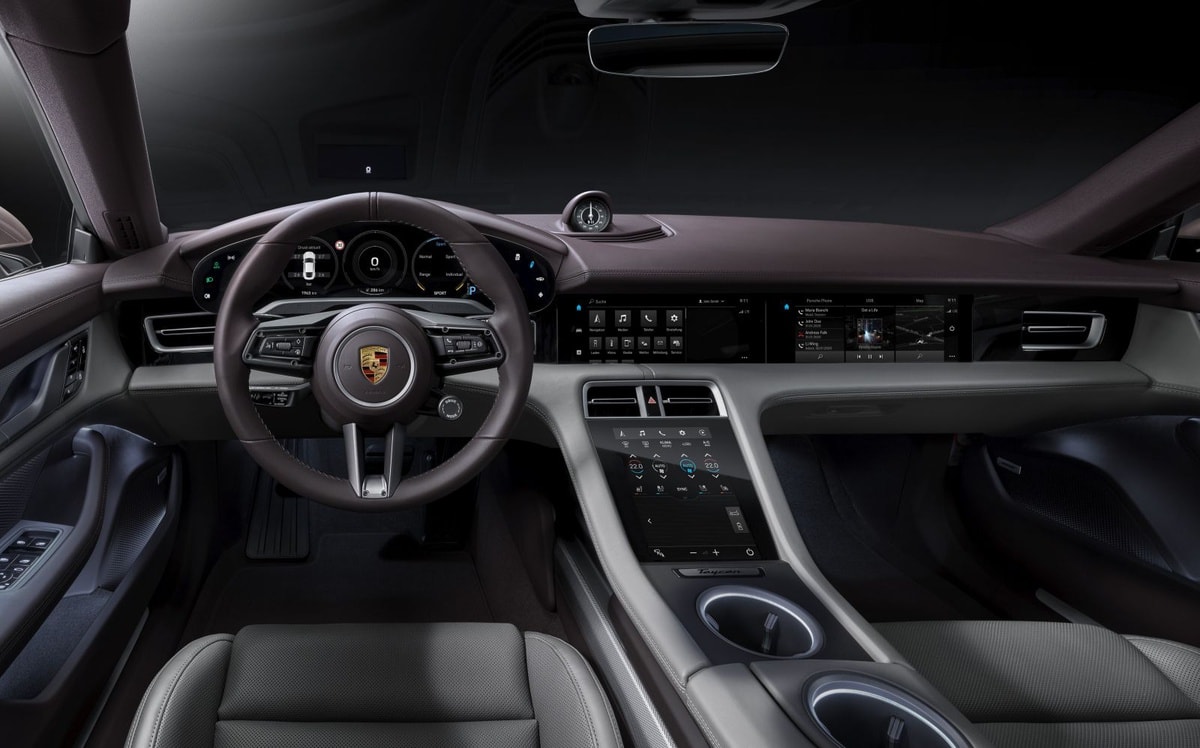 Xe điện Porsche Taycan bản đặc biệt ra mắt tại Triển lãm BIMS 2021. Ảnh: EVspecifications