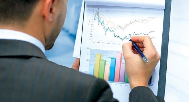 Khối ngoại bán ròng vì “tiên lượng” thị trường chứng khoán Việt Nam khó đạt vùng 1.400 điểm.