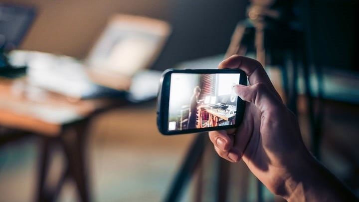 Ứng dụng độc hại này không được cấp phép trên cửa hàng Google Play và hiện được phân phối thông qua một bên thứ ba. Ảnh: Gizmodo