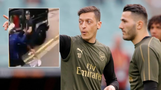Cầu thủ Mesut Ozil và Kolasinac đều đã rời Arsenal khi không được HLV Mikel Arteta trọng dụng. Ảnh: internet