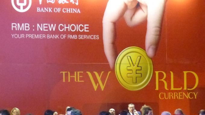 Quảng cáo đồng Nhân dân tệ (nhân dân tệ) tại hội nghị thượng đỉnh Trung Quốc-CEEC 2017. Ảnh: Elekes Andor, Wikipedia Commons