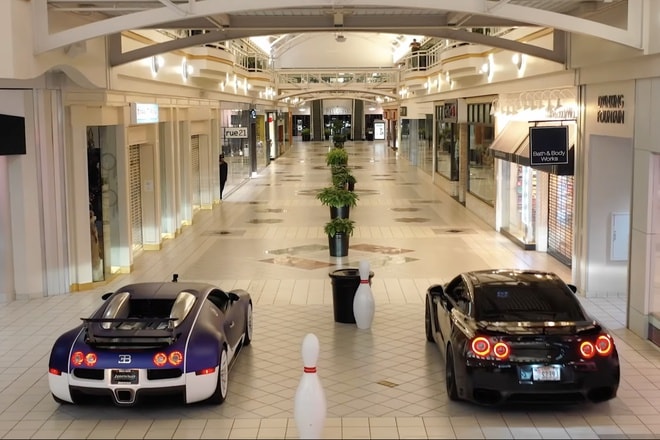 Siêu xe Bugatti Veyron thua Nissan GT-R. Ảnh: TheStradman