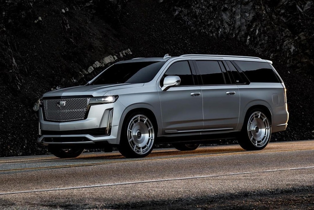 Mẫu xe Cadillac Escalade Platinum ESV 2021 của nữ diễn viên Kim Kardashian. Ảnh: Carbuzz