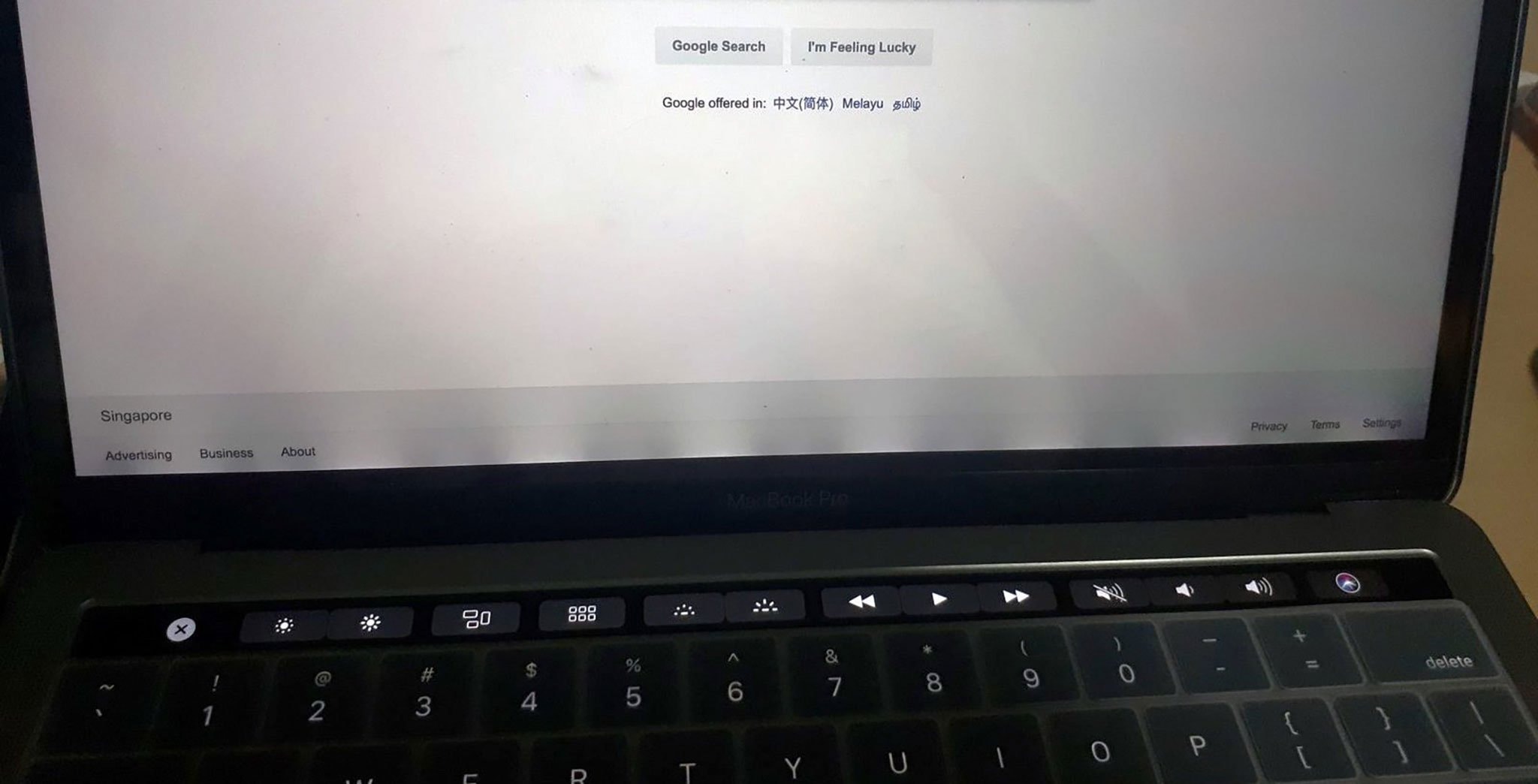 Apple có thể sẽ phải đền bù một khoản tiền bồi thường lớn. Ảnh: TL