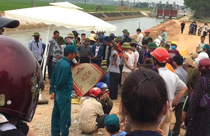 Hiện trường tìm thấy thi thể nam sinh